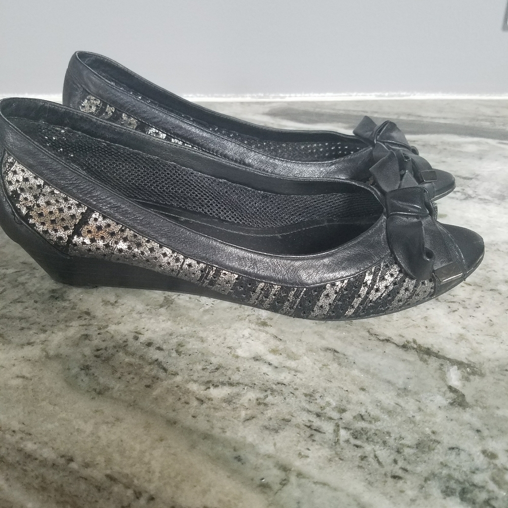 Arturo Chiang peep toe shoe size 6.5